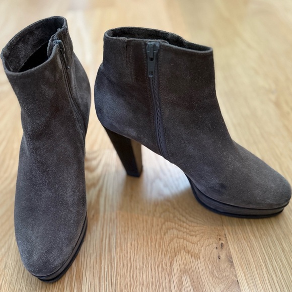 Kennel & Schmenger Schuhmanufaktur Gray Suede Ankle Boots - Size 6 1/2 - Picture 2 of 11